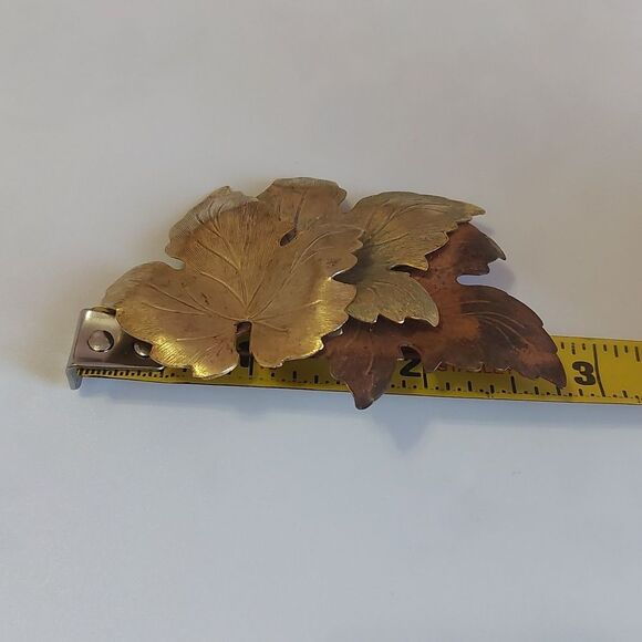 Vintage Triple Layered Articulated Leaves Brooch Pin Gold / Copper Tones - Picture 5 of 6
